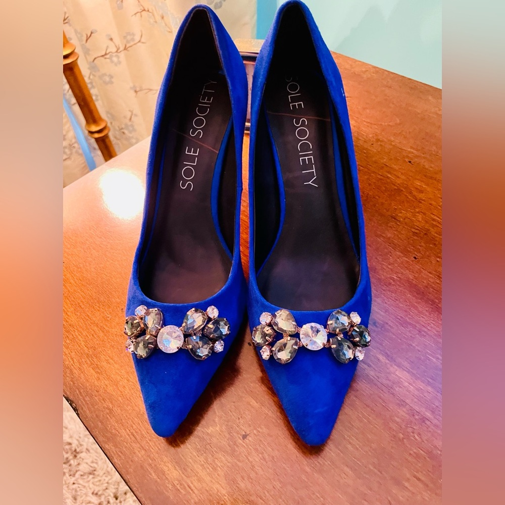 Sole Society Blue Faux Suede Embellished Pumps Heels Evening Shoes .